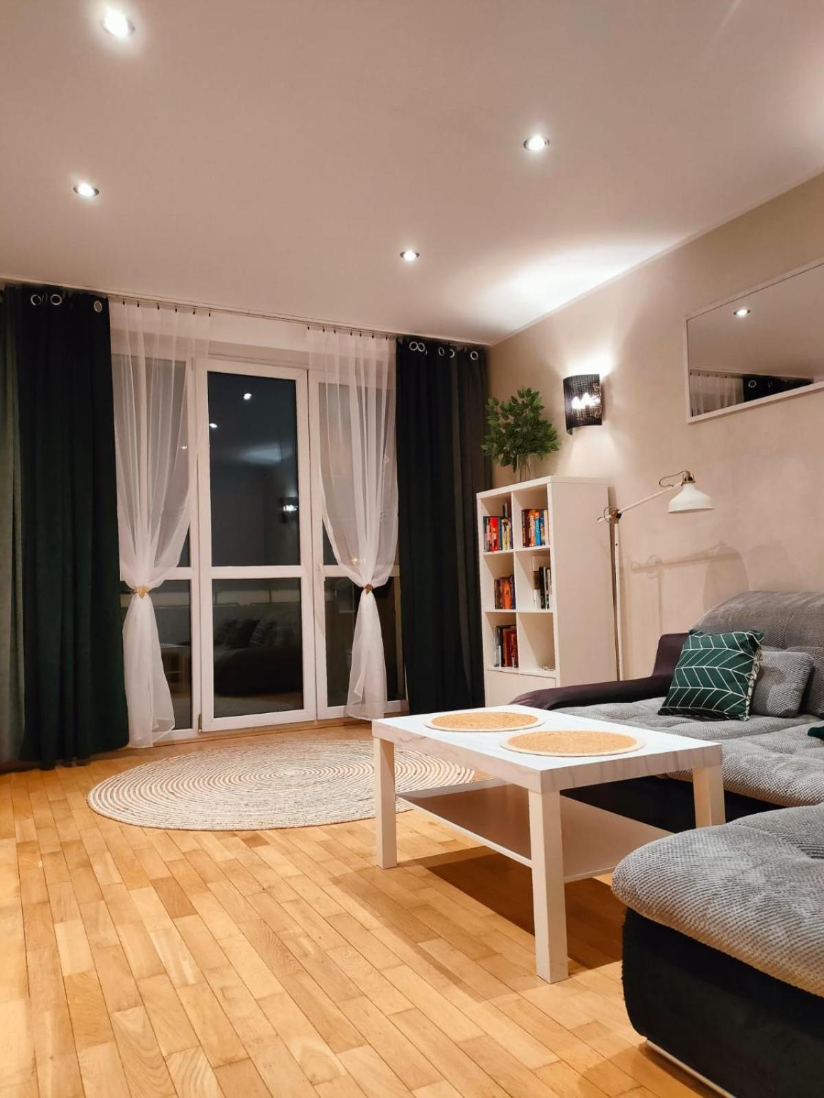 Apartament Przy Operze ビャウィストク エクステリア 写真